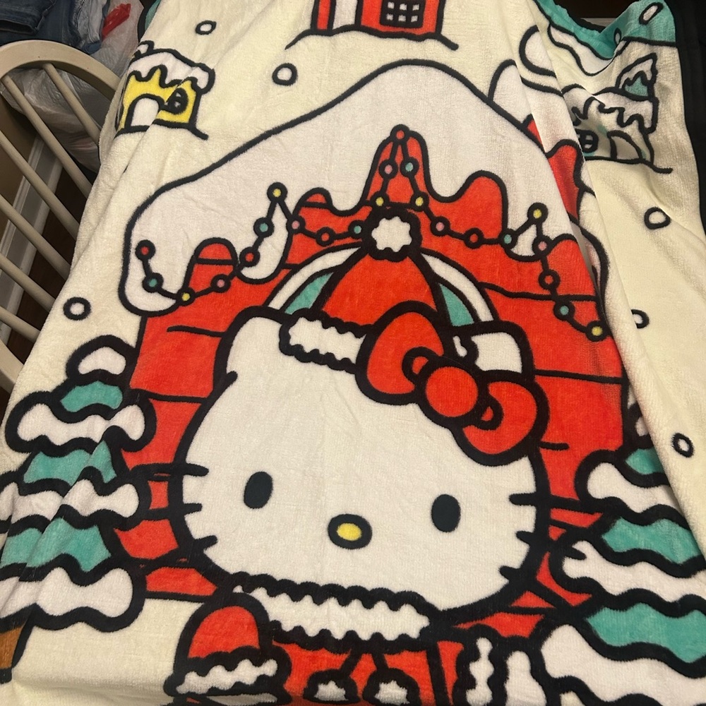 Hello Kitty Bundle - Picture 6 of 13